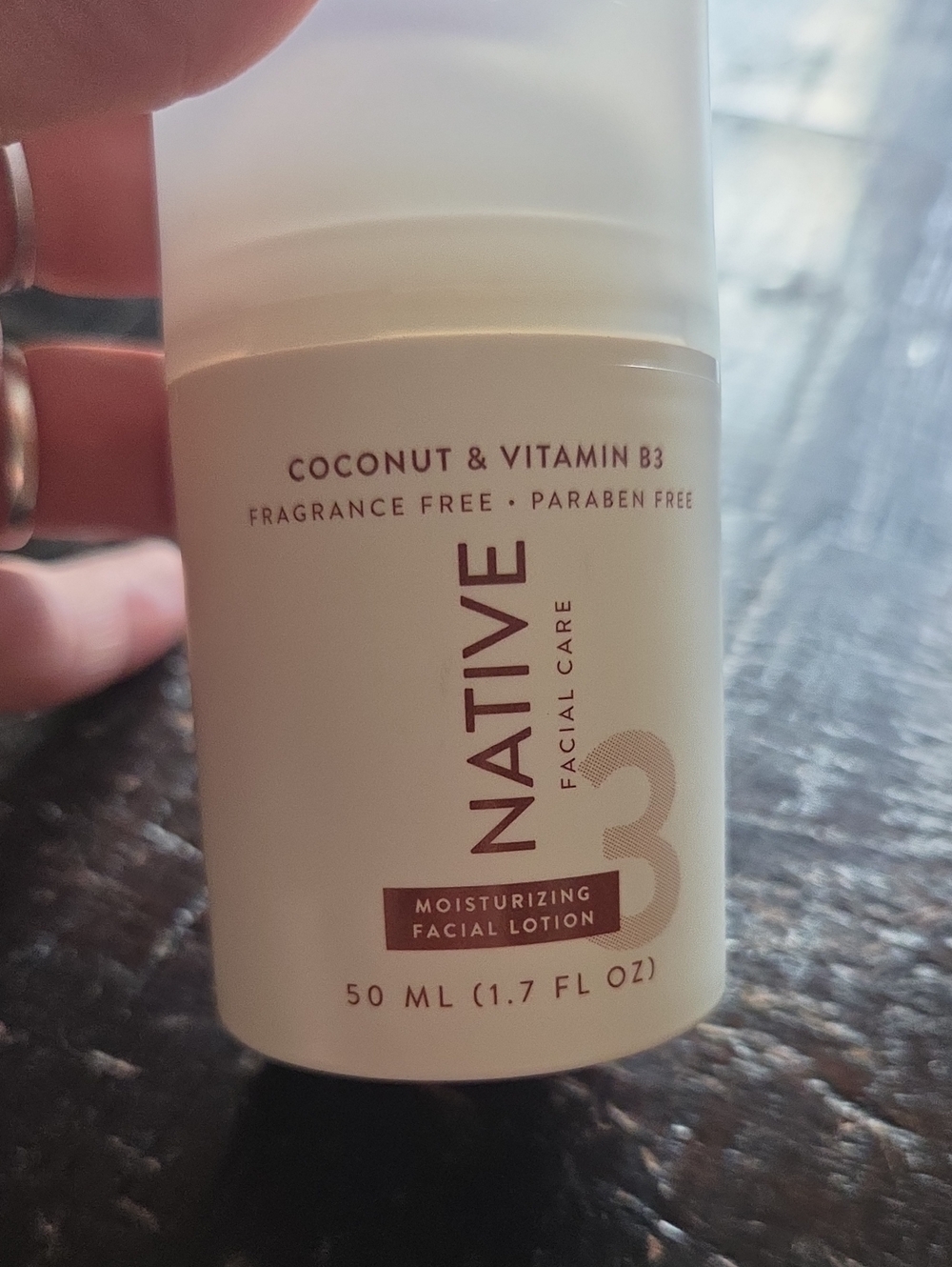 Native Coconut & Vitamin B3 Facial Moisturizer - 50 ML No Box